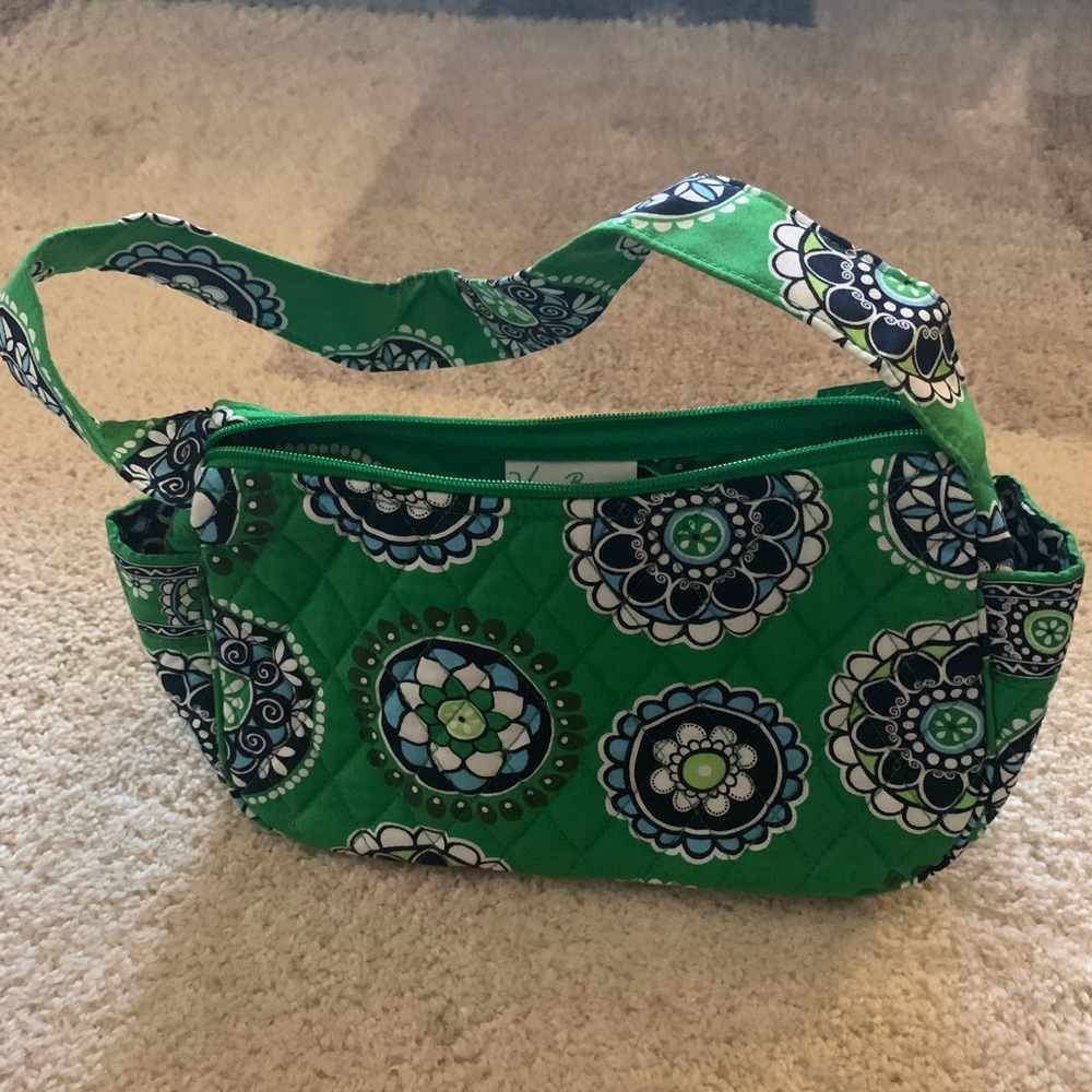 VERA BRADLEY purse!  Retired pattern!  “Cupcakes”.